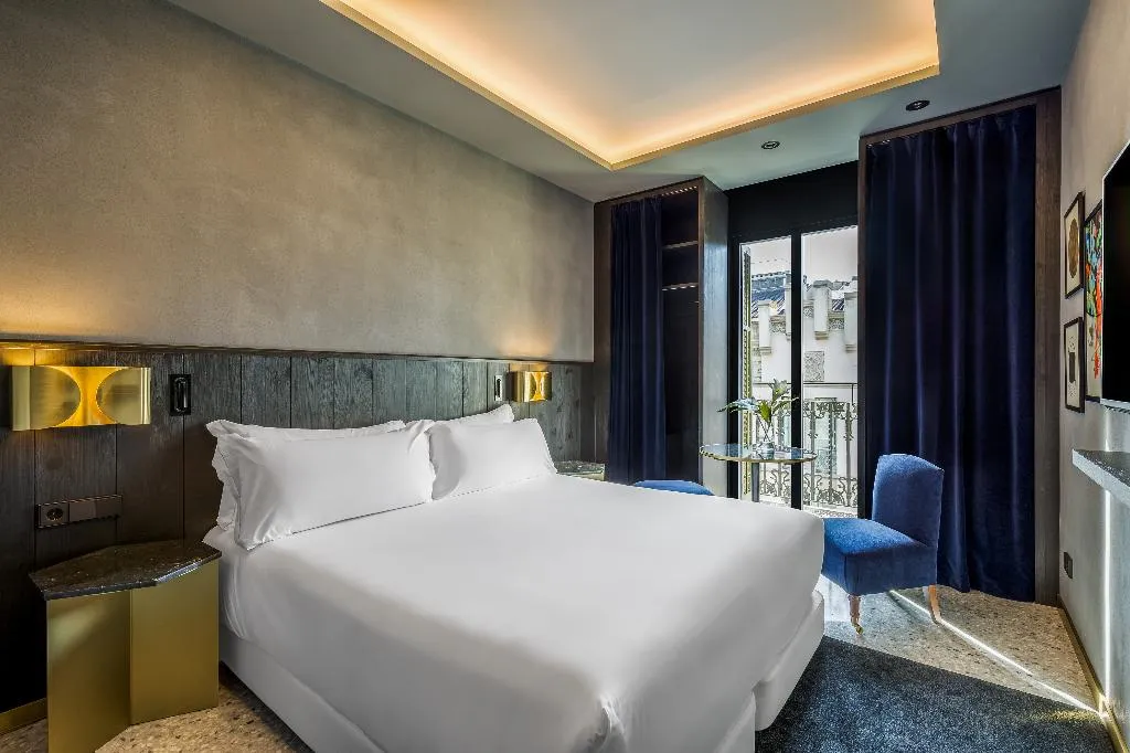 DOUBLE WITH BALCONY Room, Room Mate Collection Gerard, Barcelona, Barcelona