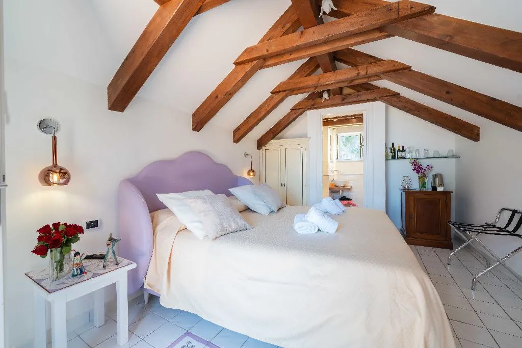 JUNIOR SUITE STANDARD Room, Hotel Villa Annalara, Naples