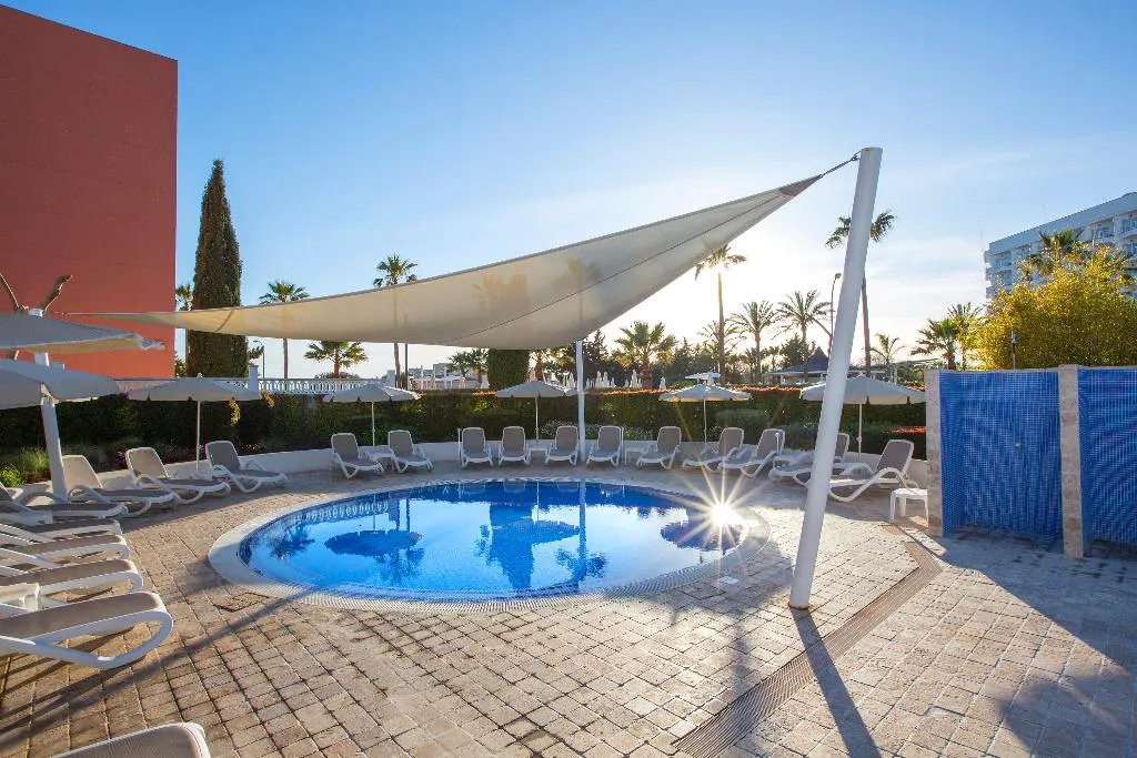 Pool, Hipotels Cala Millor Park, Majorca