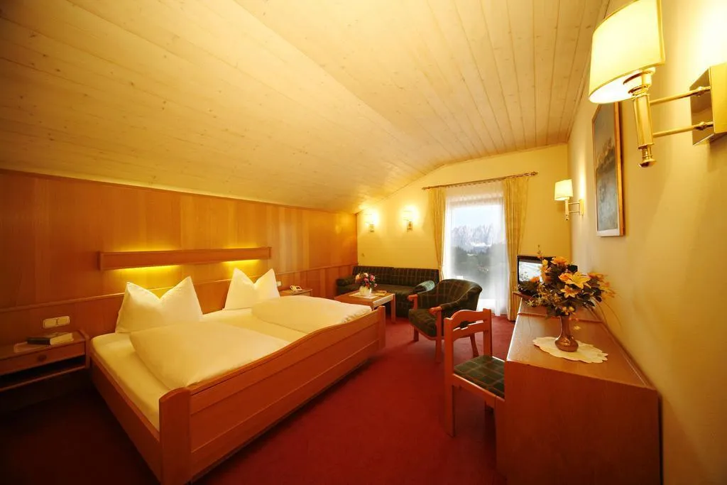 DOUBLE STANDARD Room, Resch, Innsbruck