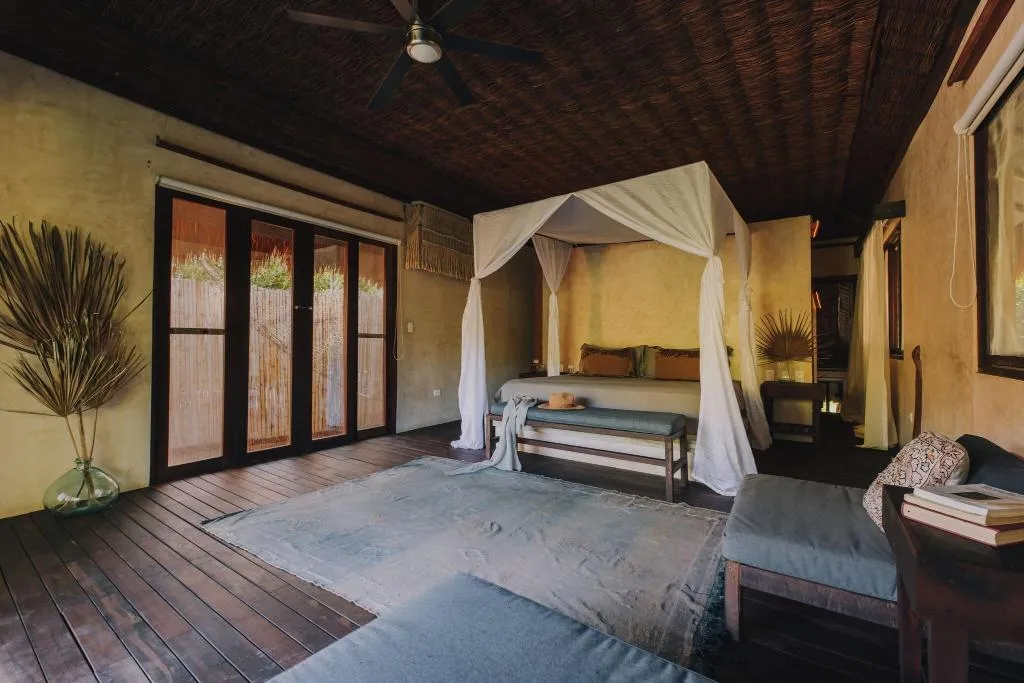 Room, The Radhoo Adults Only, Cancun Area