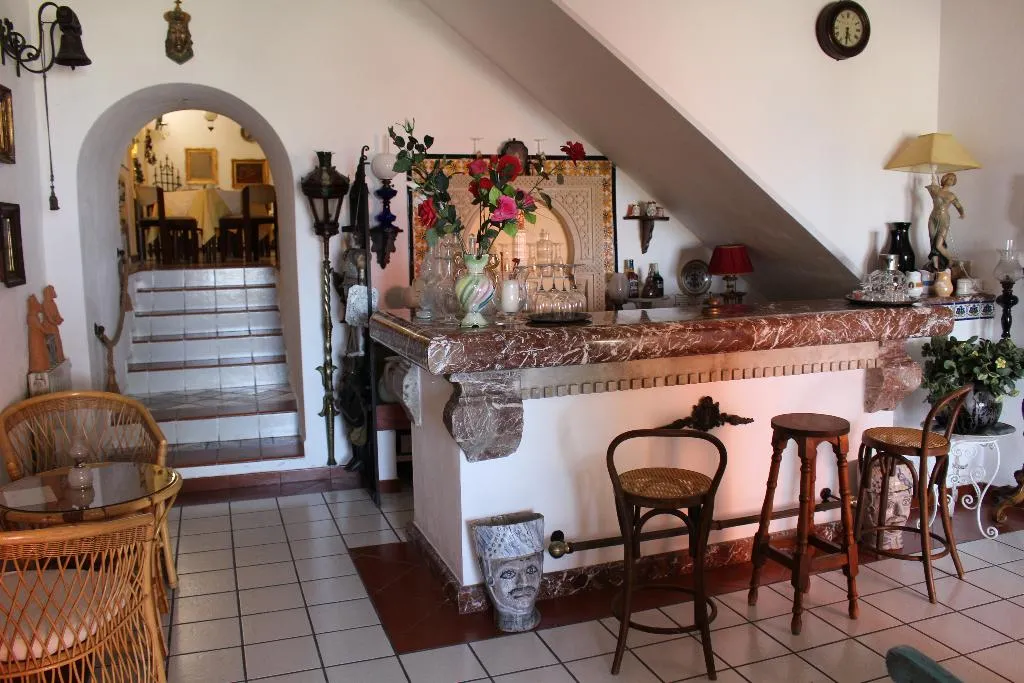 Bar, Villa Mora, Catania