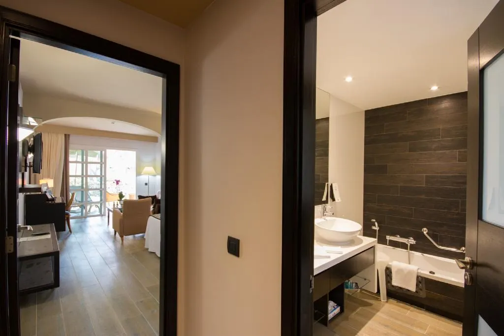 JUNIOR SUITE GARDEN VIEW Room, Adrian Hoteles Jardines de Nivaria, Tenerife