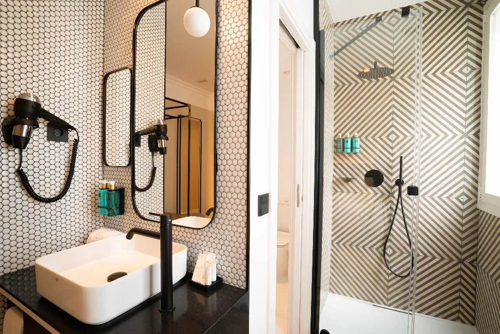 SUITE TWO BEDROOMS Room, SmartRental Collection Gran Vía Capital, Madrid