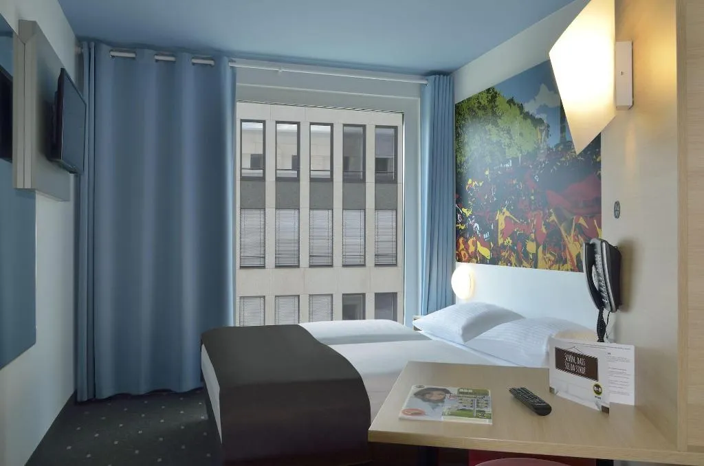 Room, B&B Hotel Berlin-Tiergarten, Berlin