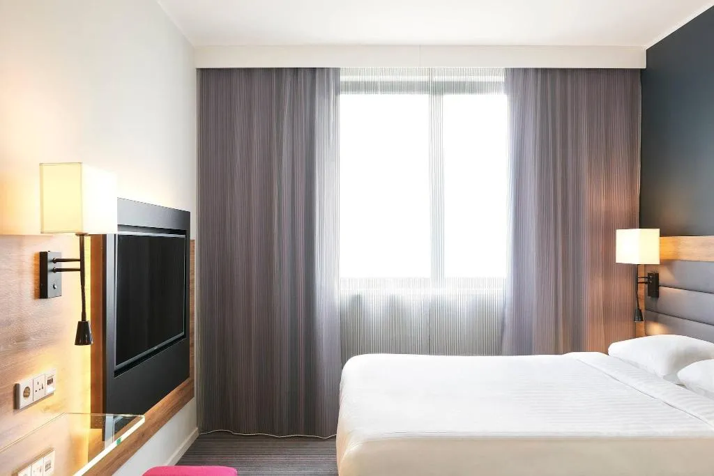 Room, Moxy Milan Airport, Milan