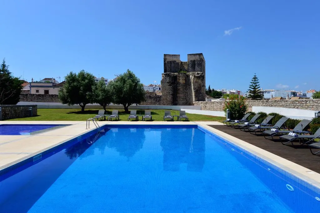 Pool, Pousada Convento de Tavira, Algarve