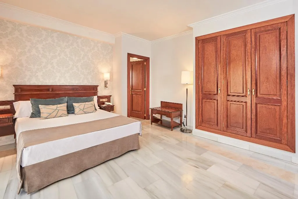 TRIPLE STANDARD Room, Hotel Bordoy Continental Palma, Majorca