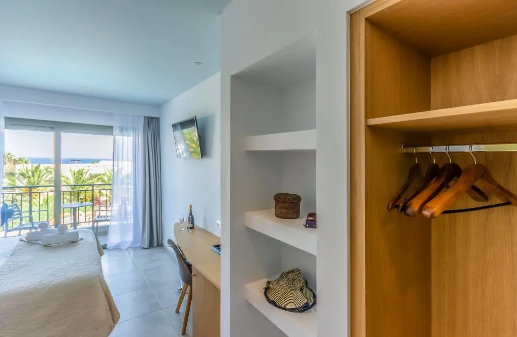 Double or Twin SUPERIOR SEA VIEW Room, Anna Maria Village, Crete