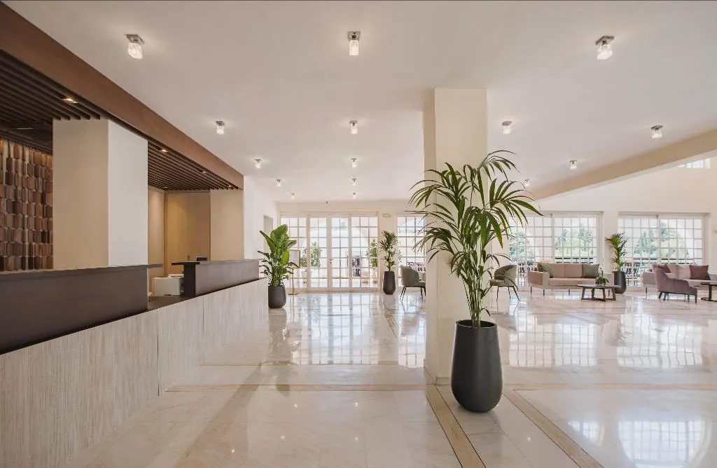 Lobby, Platanista, Kos