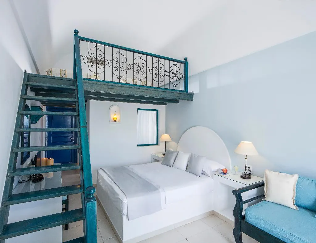APARTMENT CAPACITY 4 Room, Veggera Hotel, Santorini