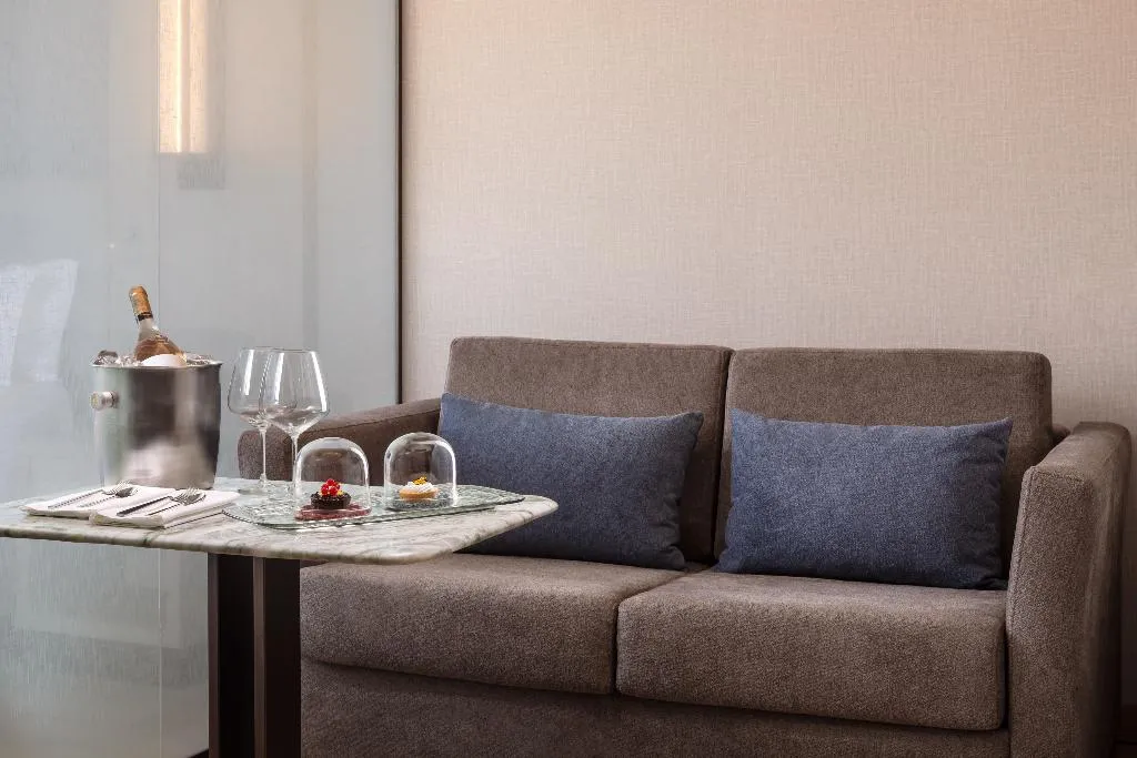 JUNIOR SUITE STANDARD Room, VP SOGNIO Metropolitano, Madrid