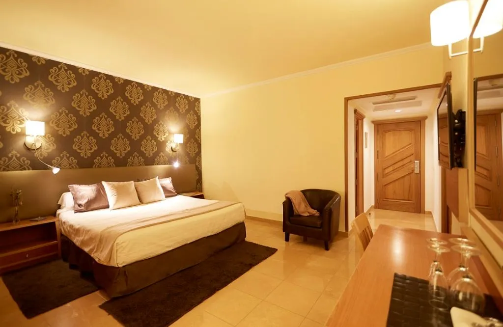 JUNIOR SUITE POOL VIEW Room, Invisa Hotel La Cala, Ibiza