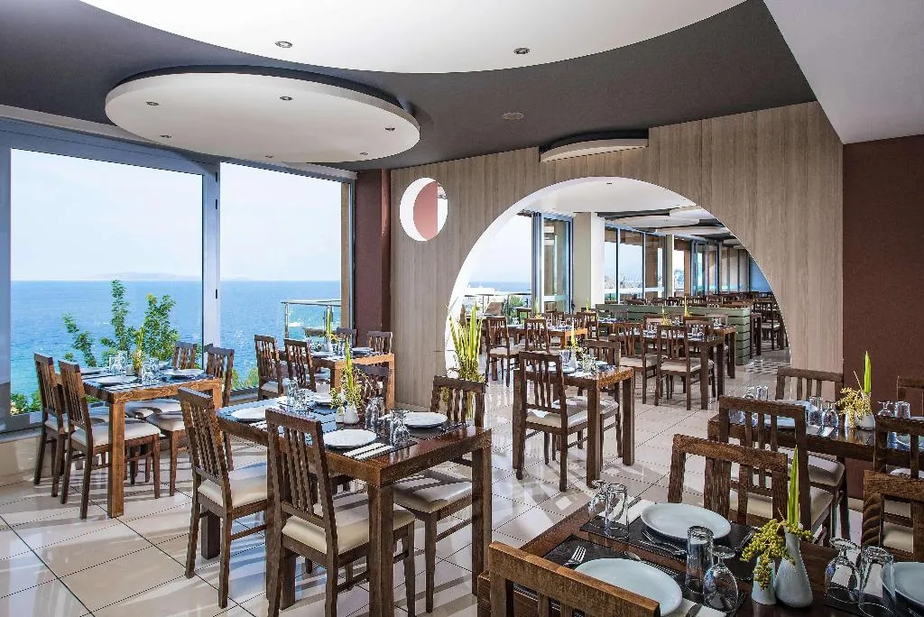 Restaurant, Blue Bay Resort Hotel, Crete