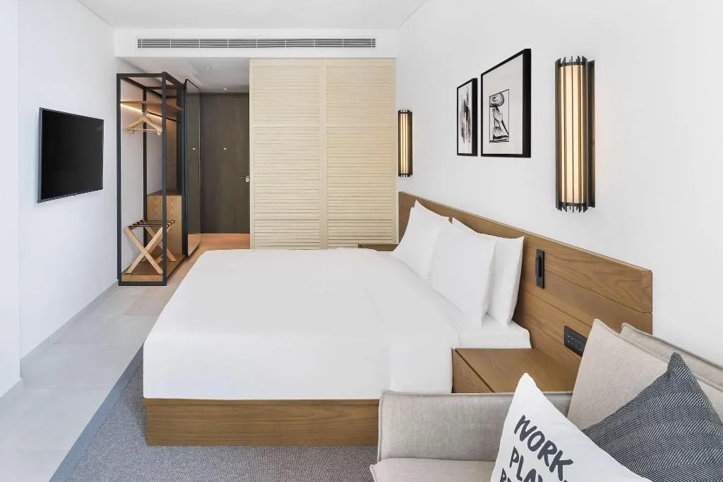 TWIN SUPERIOR Room, Radisson Beach Resort Palm Jumeirah, Dubai