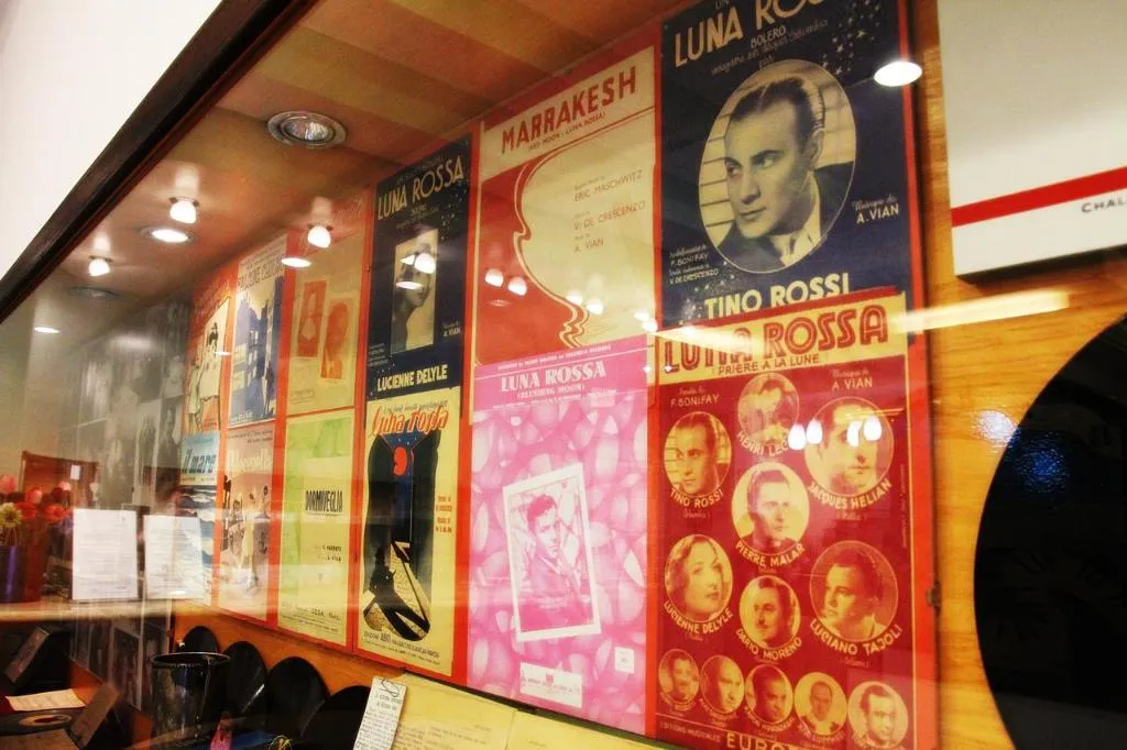 Lobby, Luna Rossa, Naples