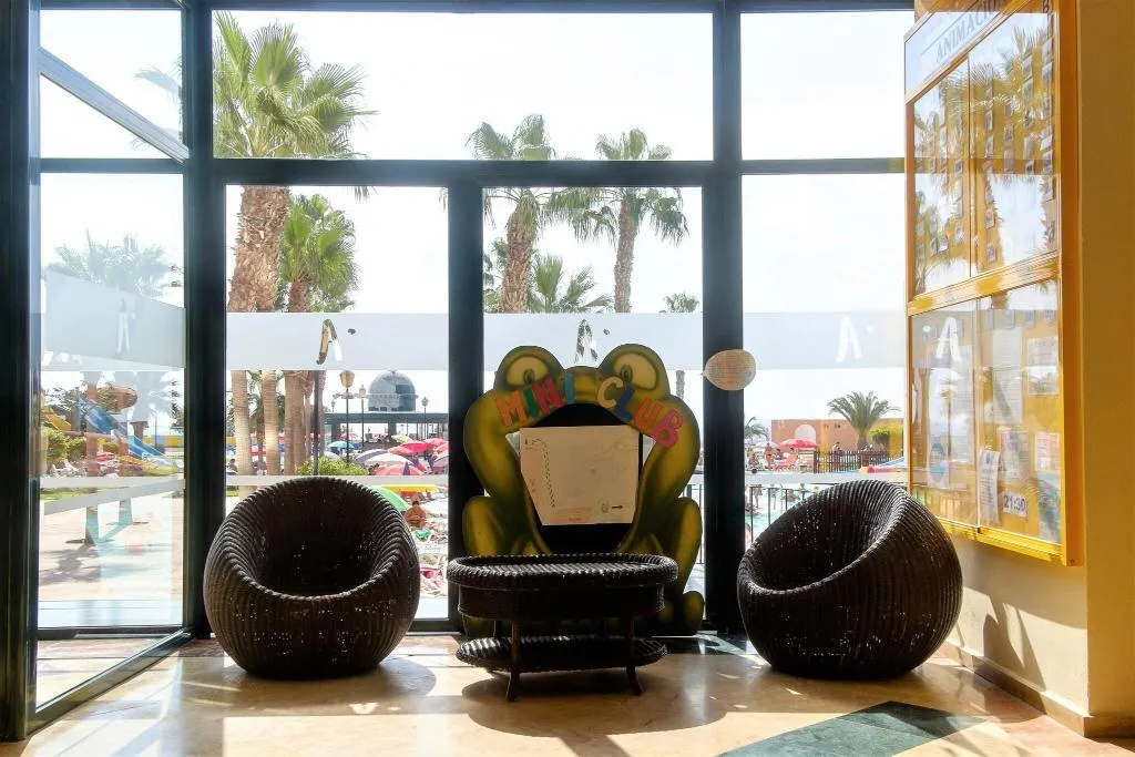 Sports and Entertainment, Alegria Colonial Mar, Costa Almeria