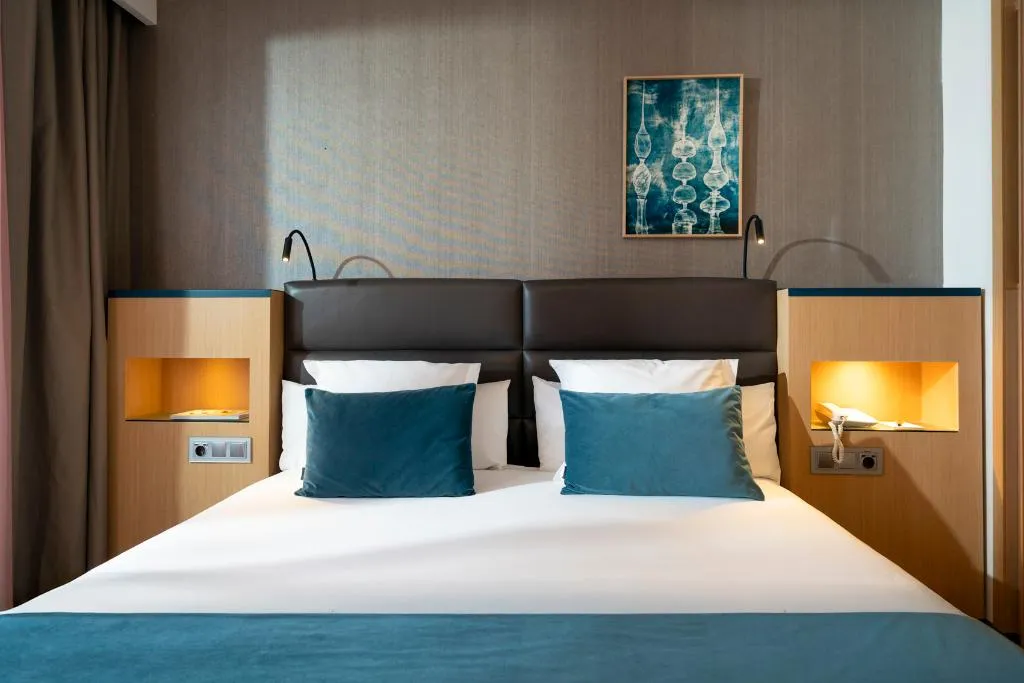 Double or Twin DELUXE SEA VIEW Room, Ocean Drive Ibiza, Ibiza