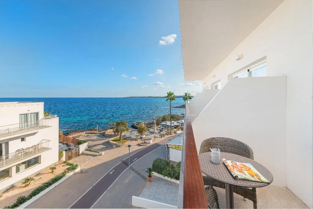 Double or Twin PARTIAL SEA VIEW Room, Hotel Atolon & Kaafu Beach Club, Majorca