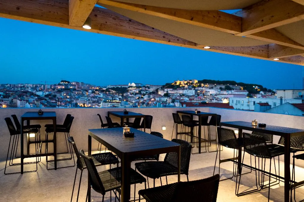Terrace, Lisboa Pessoa Hotel, Lisbon