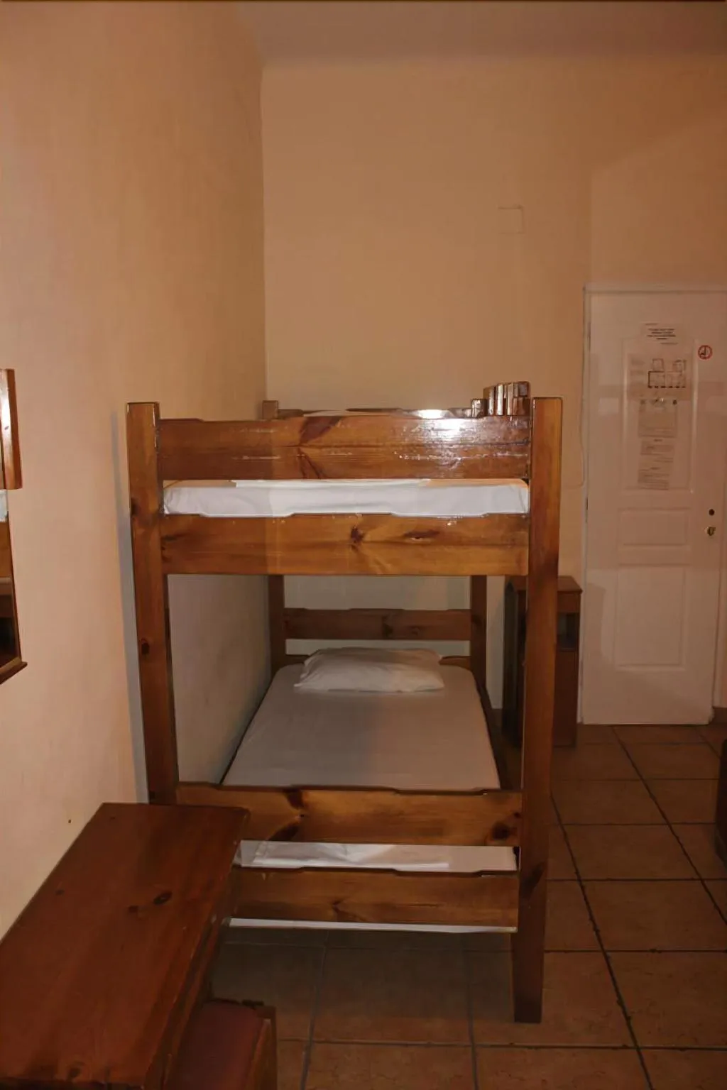 Room, Fivos, Athens