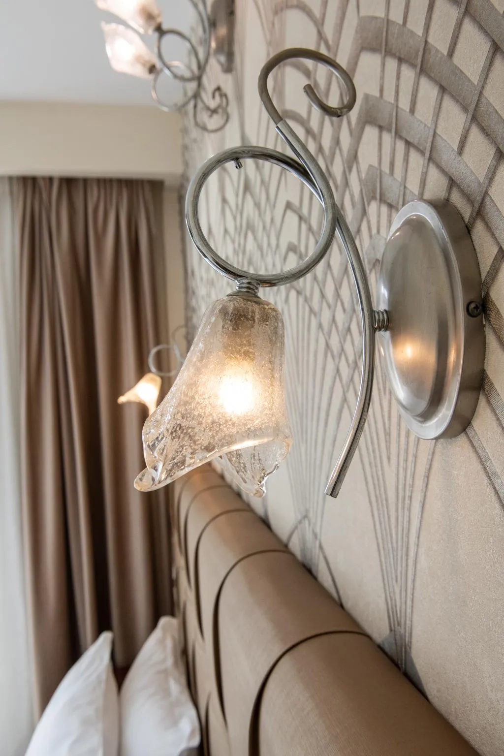DOUBLE STANDARD Room, Golden City, Athens