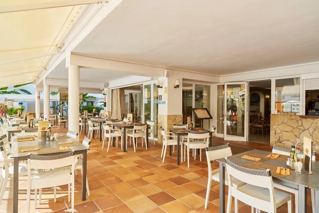 Bar, APARTAMENTOS CASA LUIS by INVISA, Ibiza