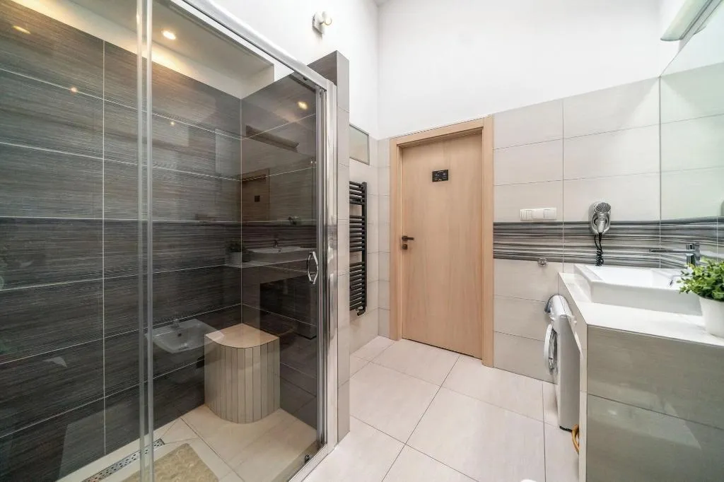 Room, ApartHotel Giewont, Krakow
