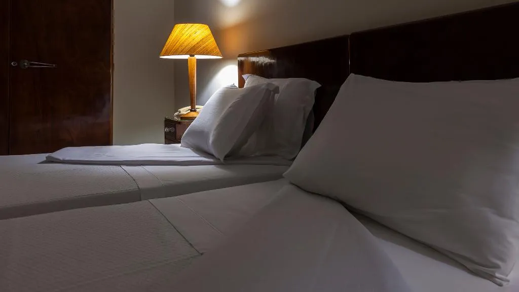 Room, Astoria - Coimbra, Madeira