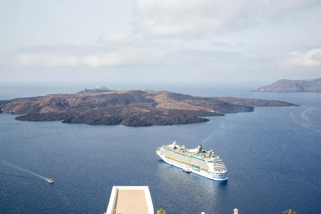 Terrace, Pantelia Suites, Santorini