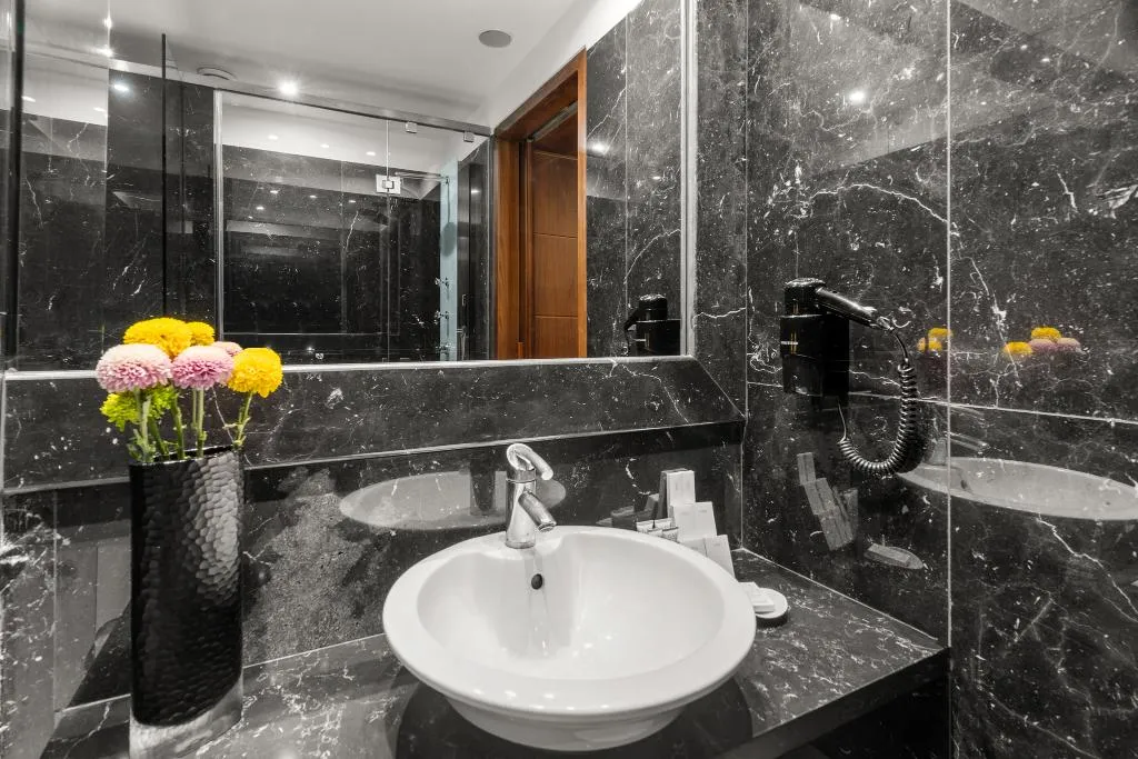 JUNIOR SUITE STANDARD Room, Athenaeum Eridanus Luxury Hotel, Athens