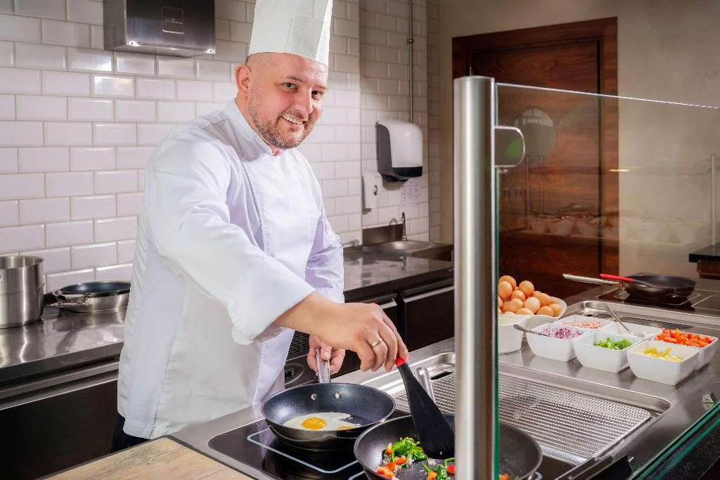 Restaurant, DoubleTree by Hilton Krakow Hotel & Convention Cen, Krakow