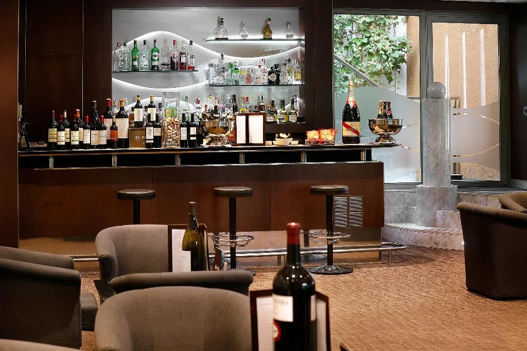 Bar, Hcc St. Moritz, Barcelona