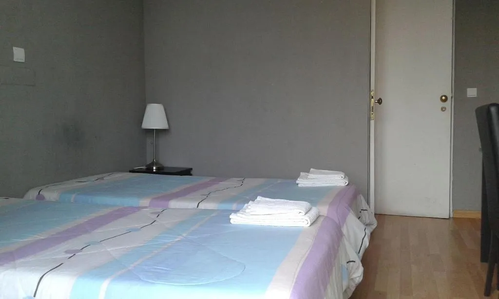 Room, Pensão Beira Minho, Lisbon