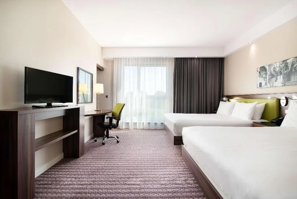FAMILY ROOM TWO QUEEN BEDS Room, Hampton By Hilton Krakow, Krakow