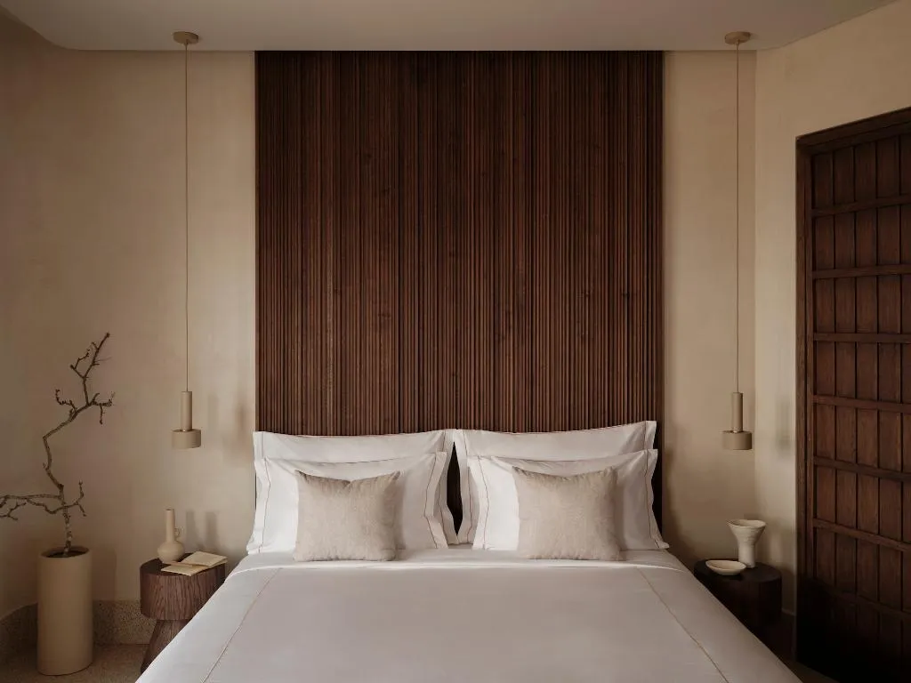 TRIPLE PREMIUM Room, Enarma Suites & Spa Wellness Retreat, Santorini