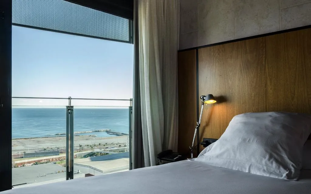 DOUBLE SUPERIOR Room, Barcelona Princess, Barcelona