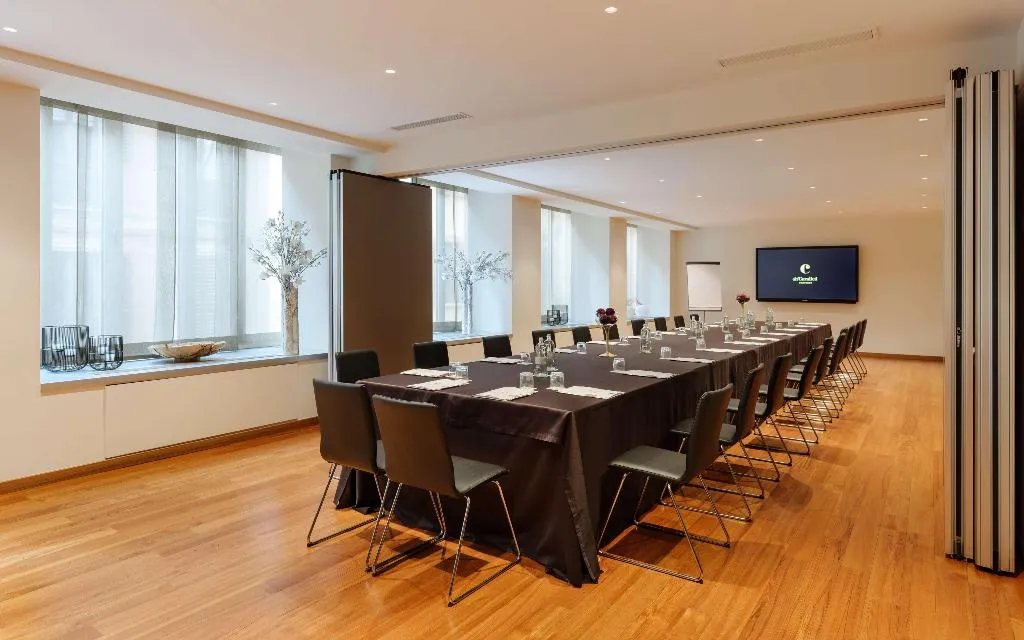 Conferences, The Square Milano Duomo, Milan