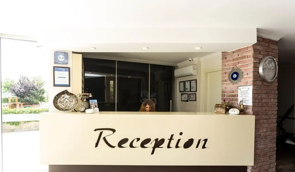 Lobby, Remer, Dalaman
