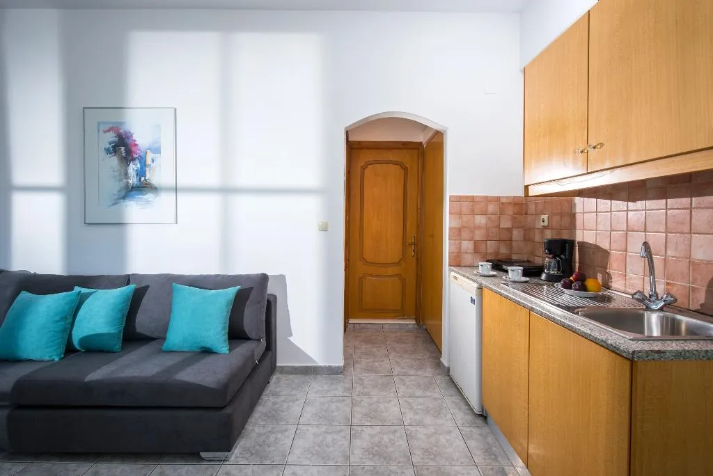 APARTMENT CAPACITY 4 Room, Elenas Beach Garden by Estia, Crete