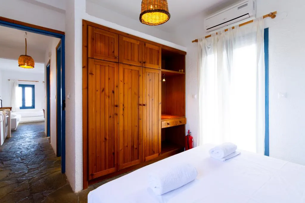 APARTMENT TWO BEDROOMS Room, Okirroi Villas and Apts, Crete