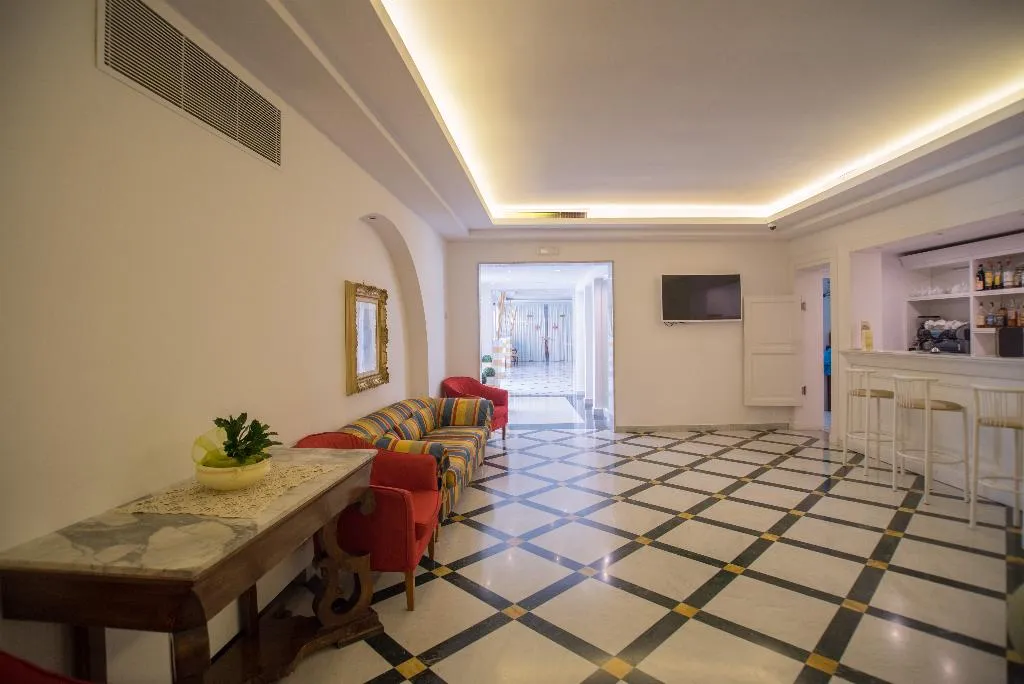 Lobby, Villa Maria, Naples