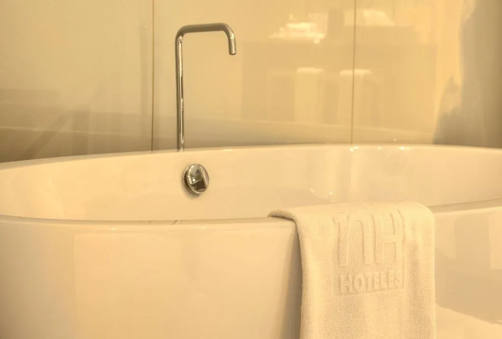 FAMILY ROOM WITH VIEWS Room, NH Collection Porto Batalha, Porto