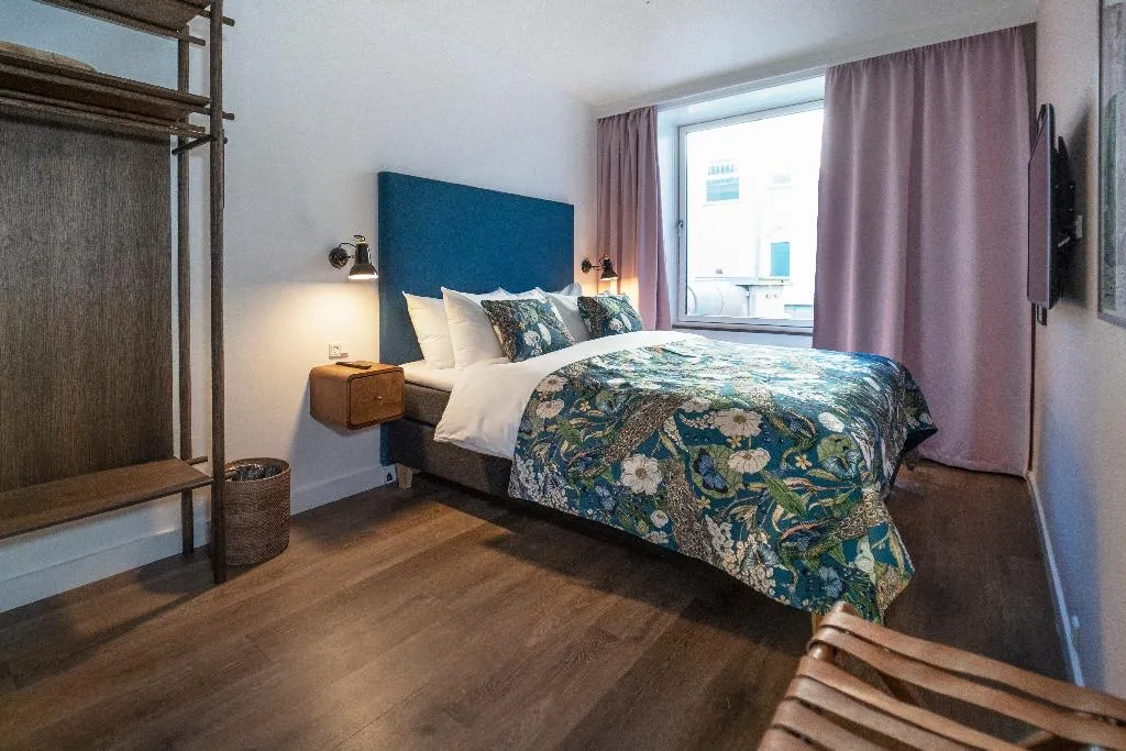 DOUBLE STANDARD Room, Motel One Copenhagen - Formerly h27, Copenhagen