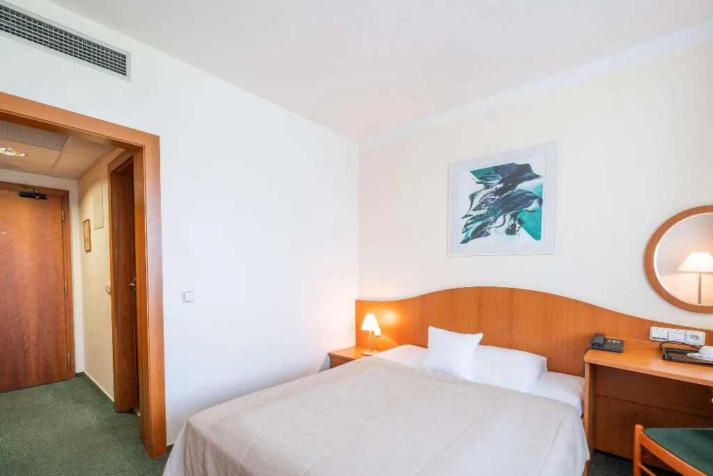 DOUBLE QUEEN SIZE BED Room, Clarion Congress Hotel Ostrava, Prague