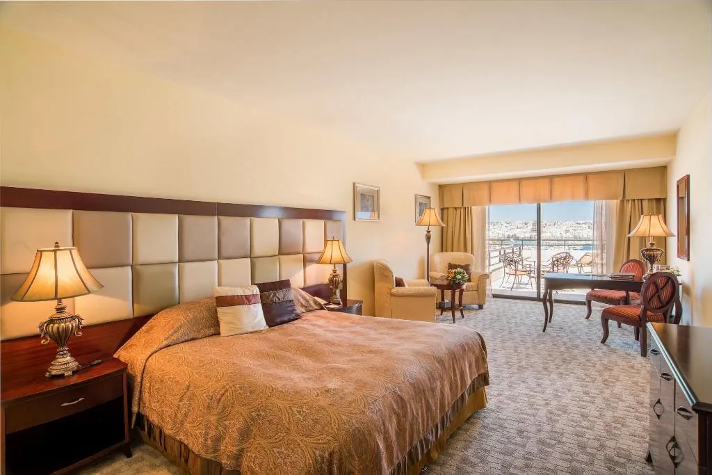 Room, Grand Hotel Excelsior, Malta