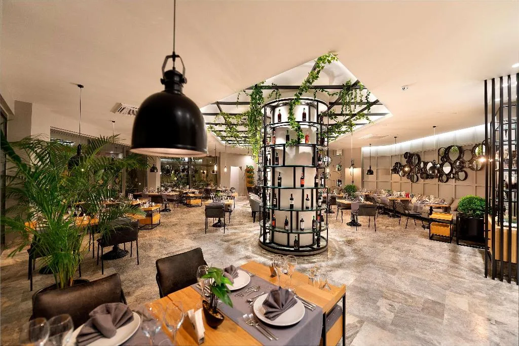Restaurant, Miramare Beach, Antalya