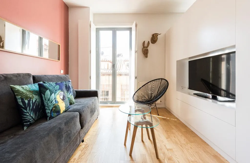 Room, Apartamentos Madrid Puerta del Sol, Madrid