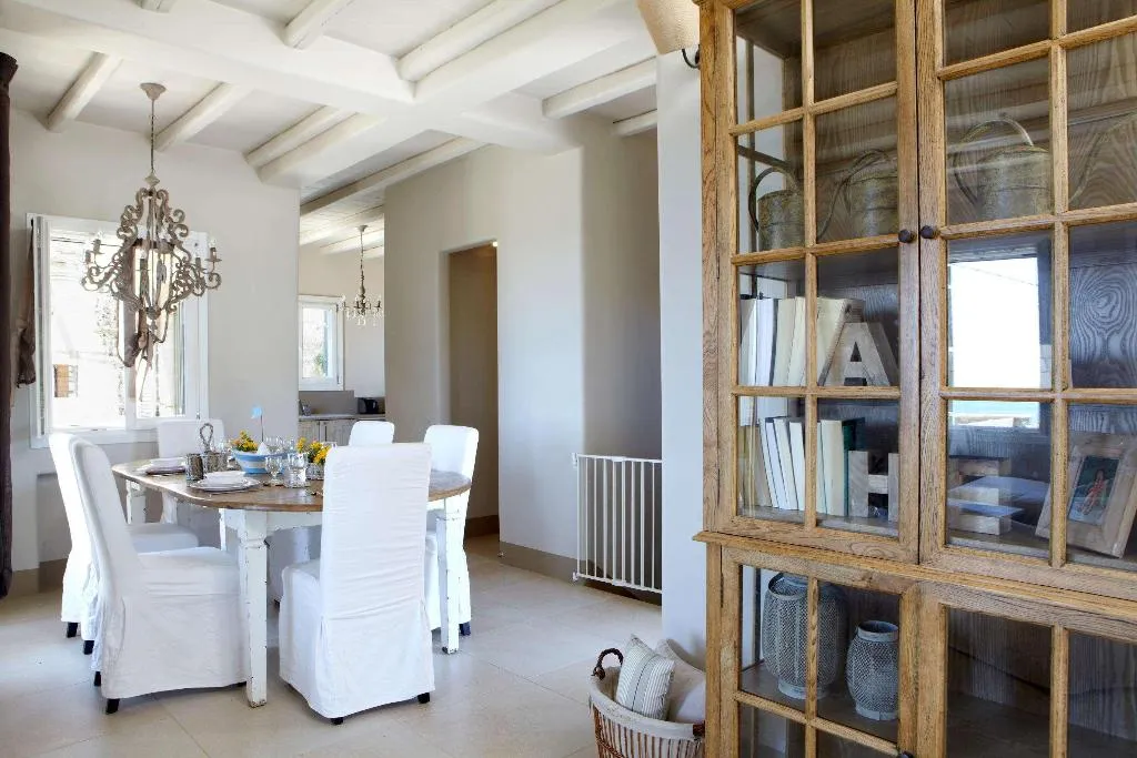 Room, Diles & Rinies, Mykonos