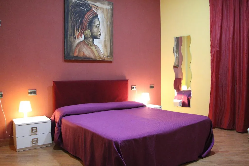 Room, Hotel Diamond, Naples